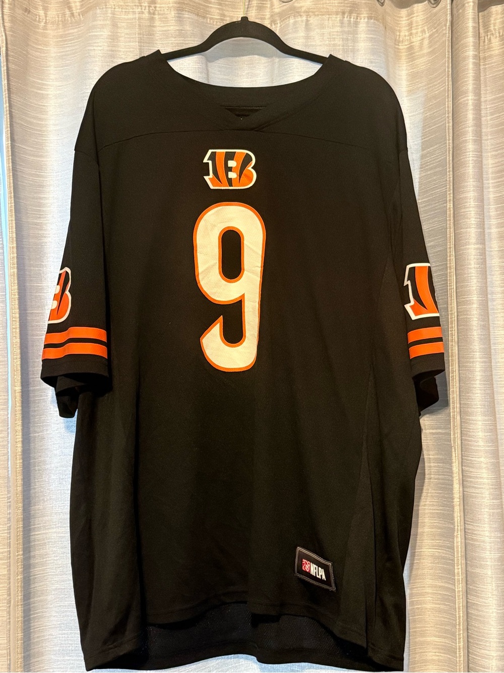 NFL Team‎ Apparel Cincinnati Bengals #9 Joe Burrow Black Football Jersey Sz 2XL